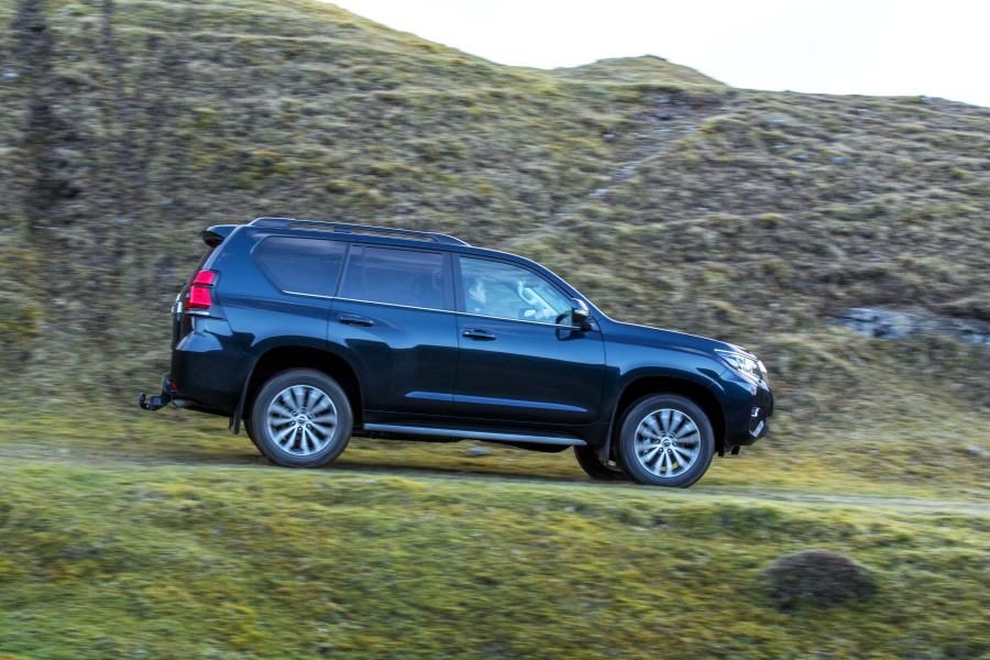  Toyota Land Cruiser Prado (150) 2018 года  (UK) (фото 20 из 40)